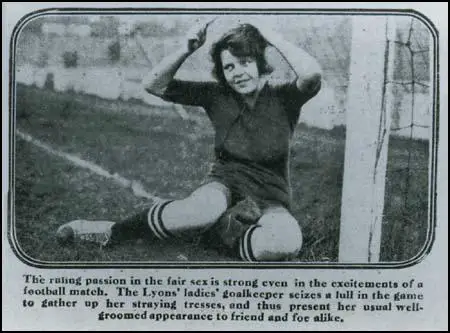 Newspaper article ridiculing women's football.