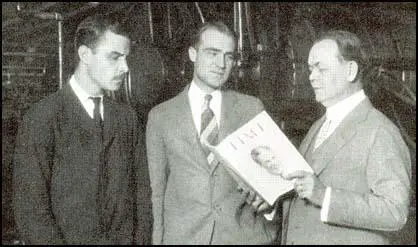 Briton Hadden and Henry Luce with Time's manager in Cleveland