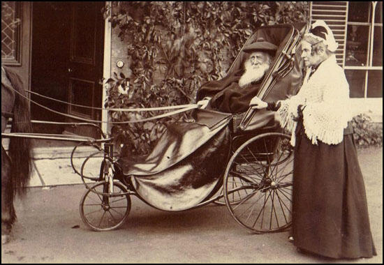Newson and Louisa Garrett in old age (c. 1890)