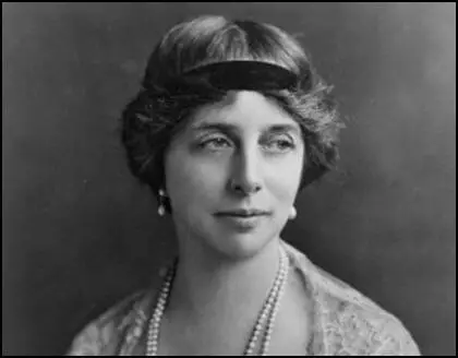 Katharine Stewart-Murray, the Duchess of Atholl (1923)