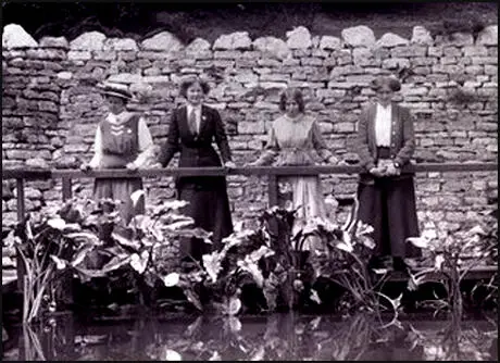 Mary Blathwayt, Charlotte Marsh, Annie Kenney and Laura Ainsworth at Eagle House.