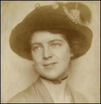 Cicely Corbett (1913)