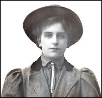 Vera Wentworth