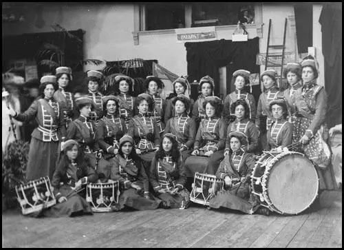 Mary Leigh as drum-major of the WSPU drum and fife band (c. 1909)