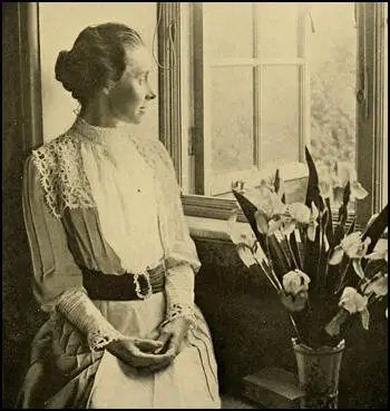 Philippa Fawcett in her room at Newnham College (1891)