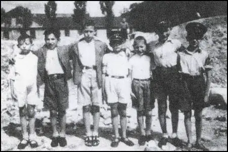 A group of boys in the Piotrkow Ghetto
