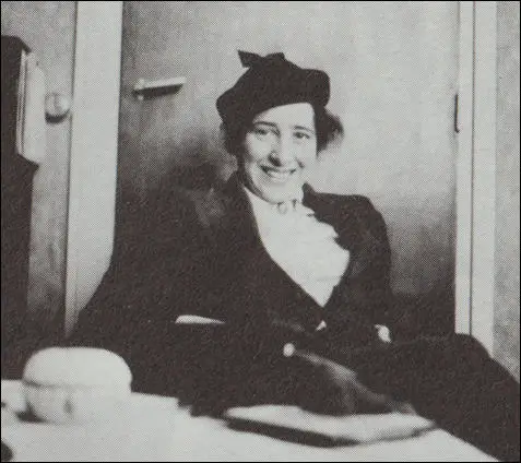 Hannah Arendt (1939)