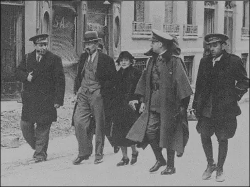 Clement Attlee with Ellen Wilkinson touring the ruins of Madrid in December 1938.