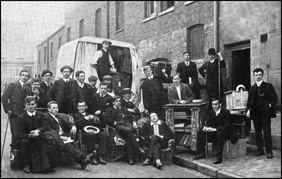 Students at Ruskin College (1909)