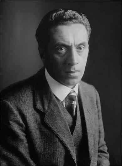 Ernst Toller (c. 1932)