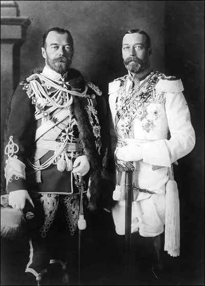 Tsar Nicholas II and King George V (1913)