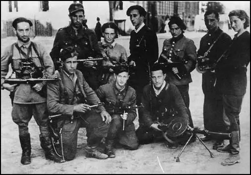 Jewish partisans in Vilna.
