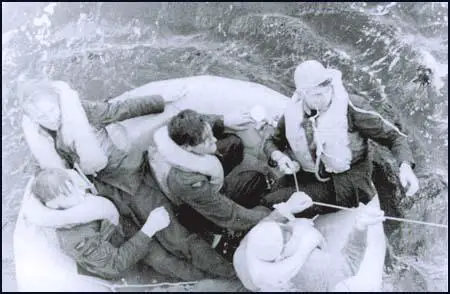 Melvin Young and crew being rescued in October 1940