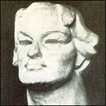 Head of Enid Bagnold by Henri Gaudier-Brzeska