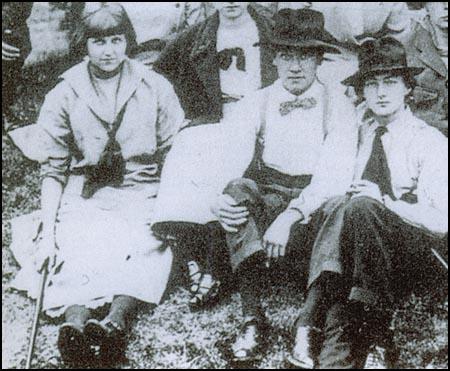 Dora Carrington, Christopher Nevinson and Mark Gertler at the Slade School.