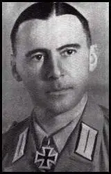 Fritz Bayerlein : Nazi Germany