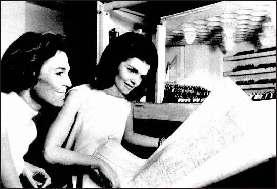 Joan Braden with Jackie Kennedy