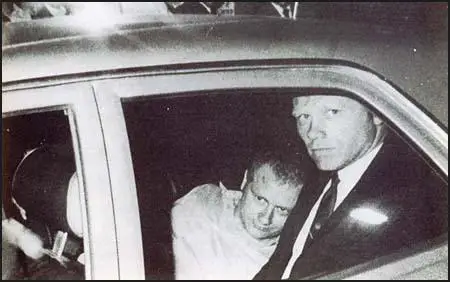 The arrest of Arthur Bremer (15th May, 1972)