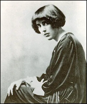 Louise Bryant in 1919