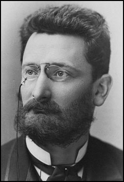 Joseph Pulitzer