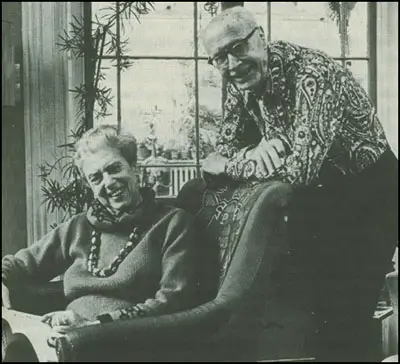 Ella Winter and Donald Ogden Stewart in London.