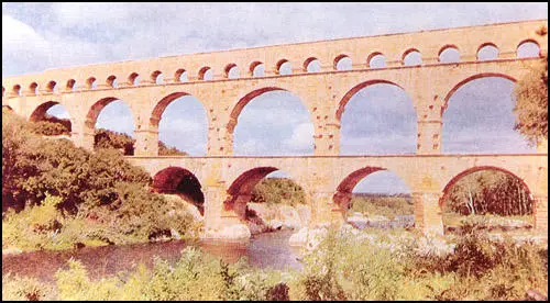 Aqueduct near Rimes in the Roman province of Narbonessis that was built in about 25 BC.
