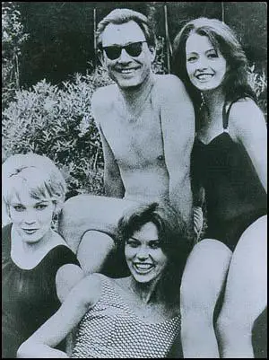 Stephen Ward, Christine Keeler and two unnamed women.