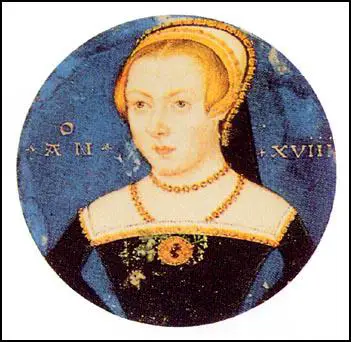 Elizabeth as a young woman. It is believed thatthe picture was painted by Levina Teerline in 1550.