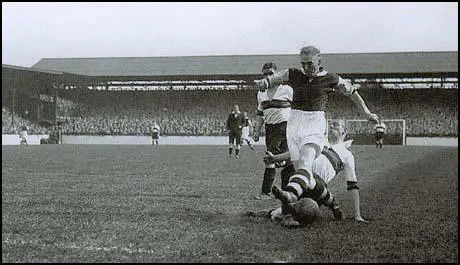 John Morton playing against Bradford in September, 1937
