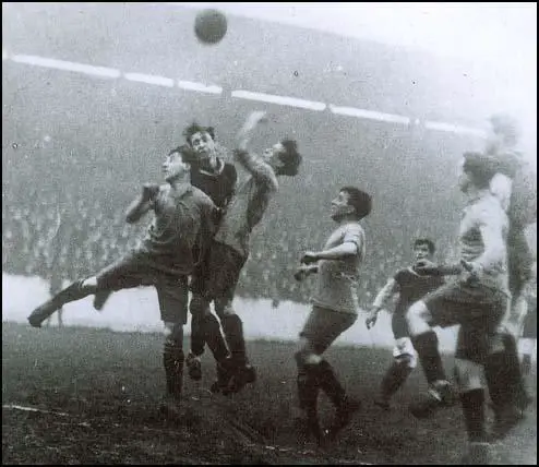 Sydney Puddefoot scoring one of his five goals against Chesterfield in 1914.