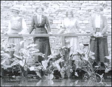 Mary Blathwayt, Charlotte Marsh, Annie Kenney and Laura Ainsworth at Eagle House.