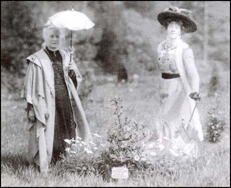 Lilias Ashworth Hallett planting her tree at Eagle House on 19th March 1910.