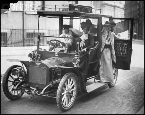 Vera Holme driving Emmeline Pankhurst.