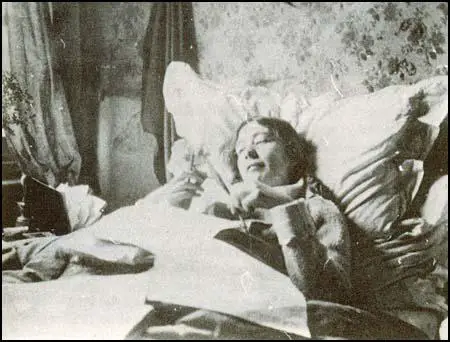 Sylvia Pankhurst recovering from hunger strike in July 1913.