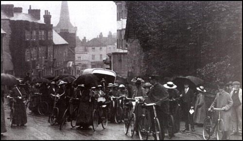 Cyclists in Cuckfield on the NUWSS Pilgrimage on 22nd July 1913.